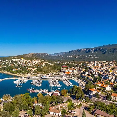 Stunning In With Sauna, 3 Bedrooms And Wifi Apartment *