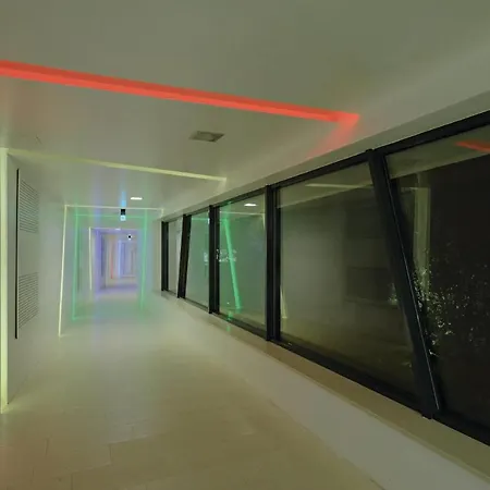 Stunning In With Sauna, 3 Bedrooms And Wifi Apartment Novi Vinodolski