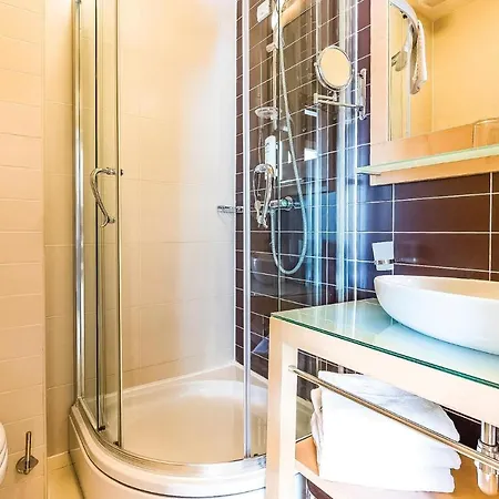 Stunning In With Sauna, 3 Bedrooms And Wifi Διαμέρισμα Novi Vinodolski